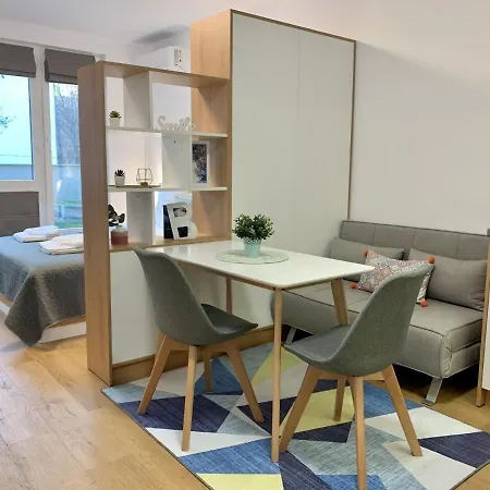 מלון דירות Gardenia 4*