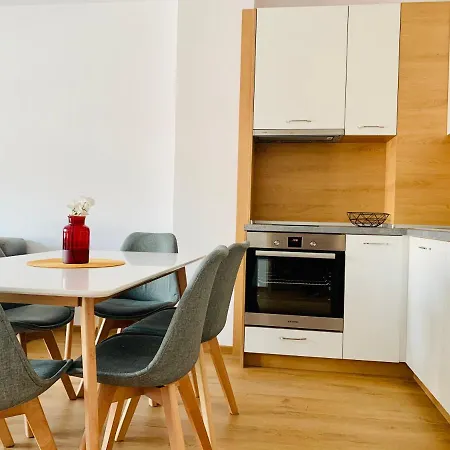 Gardenia מלון דירות